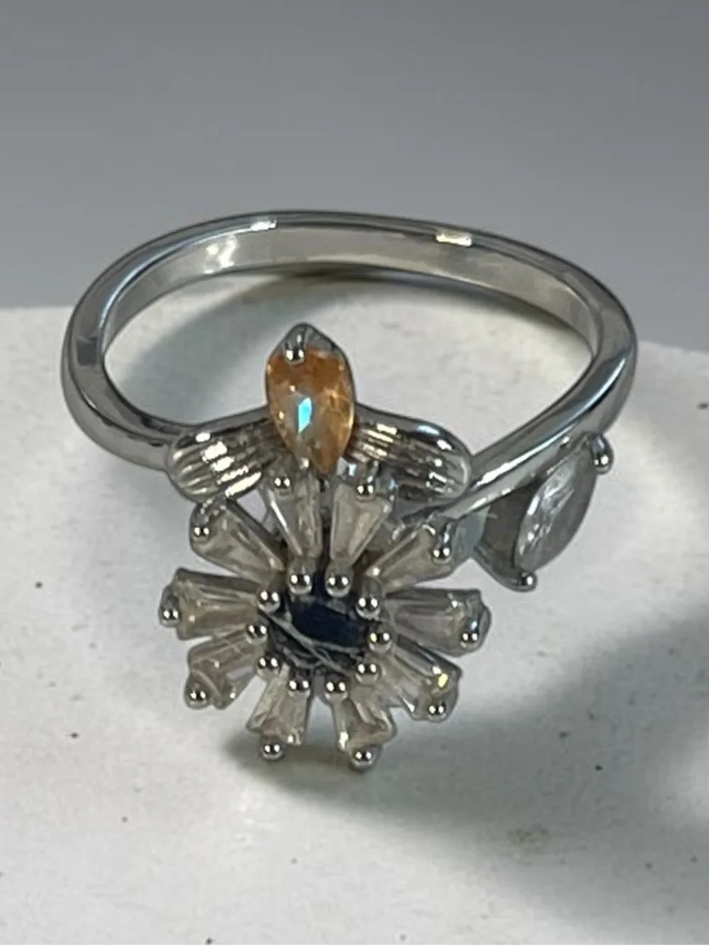 Fidget Spinner Daisy Ring Silver Tone Adjustable Floral Statement Ring